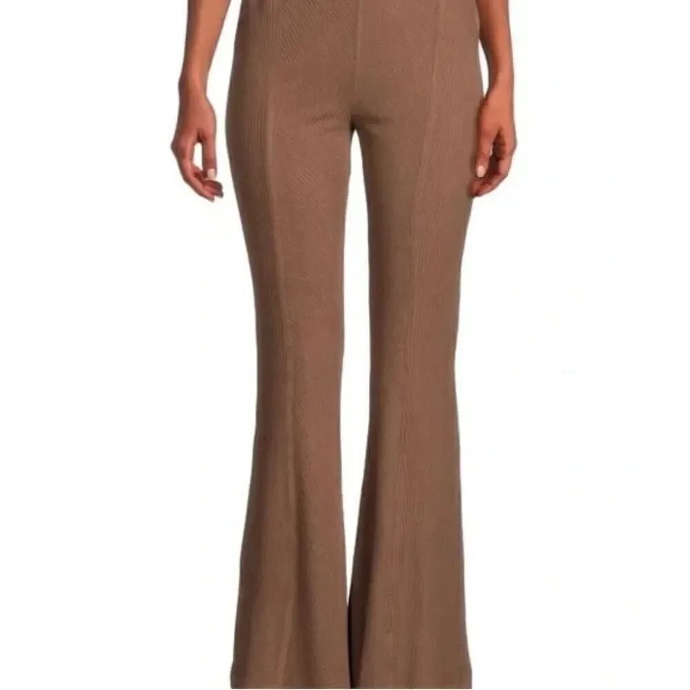 AREA STARS NWT MSRP: $150 flare leg ribbed pull-on pants taupe brown size small